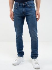 Jeansy męskie dopasowane granatowe Terry Slim 551. Niebieskie jeansy męskie Big Star. Za 299.99 zł.