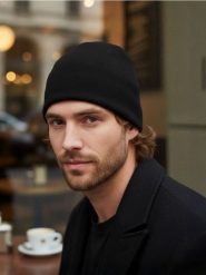 Czapka beanie basic z wiskozą 2 pack - granatowy. Niebieskie czapki męskie Sinsay, bez wzorów, z wiskozy. Za 25.99 zł.
