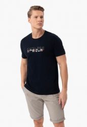 T-shirt z napisem T-RIZ. Niebieskie t-shirty męskie Volcano, l, bez wzorów, z bawełny, bez kołnierzyka. Za 59.99 zł.