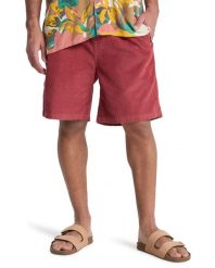 Szorty z kordu dla Mężczyzn TAXER 18" Czerwony. Czerwone szorty męskie Quiksilver, z bawełny, bez kołnierzyka. Za 239.99 zł.