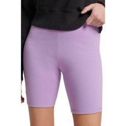 Spodenki turystyczne damskie Superdry Code Tech Cycling. Fioletowe szorty damskie Superdry., bez wzorów, z bawełny, sportowe. Za 92.00 zł.