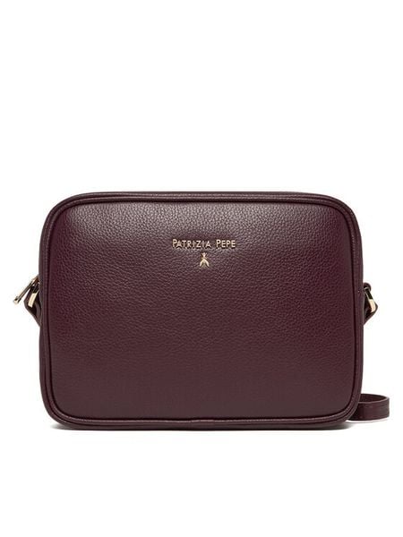 Patrizia Pepe Torebka CB8985/L001-M536 Bordowy. Czerwone listonoszki damskie Patrizia Pepe, bez wzorów, ze skóry, bez dodatków. Za 509.99 zł.