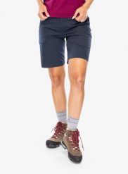 Spodenki turystyczne damskie Houdini Go Shorts. Czarne szorty damskie Houdini, bez wzorów, z materiału. Za 367.39 zł.