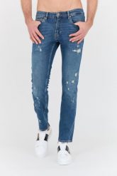 JUST CAVALLI Niebieskie jeansy Slim. Niebieskie jeansy męskie Just Cavalli. W wyprzedaży za 599.99 zł.