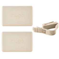 Zestaw do jogi Myga – klocek Foam Block + pasek 2 w 1. Brązowe paski męskie Myga, bez wzorów. W wyprzedaży za 59.99 zł.