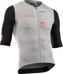 Koszulka rowerowa NORTHWAVE Extreme Evo Jersey UPF50 Slim jasny szary. Szare t-shirty sportowe męskie Northwave, l, z jersey, bez ramiączek, rowerowe. Za 487.90 zł.