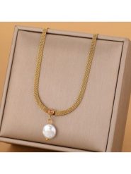 Atelier MIU Pozłacany naszyjnik z elementami ozdobnymi - dł. 45 cm rozmiar: onesize. Białe naszyjniki damskie atelier MIU, pozłacane. Za 39.99 zł.