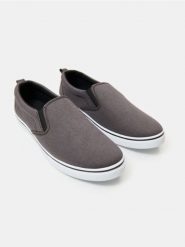 Trampki typu slip-on - szary. Szare trampki i tenisówki męskie Sinsay, bez wzorów, bez zapięcia. Za 29.99 zł.