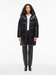 Vila Płaszcz zimowy w kolorze czarnym rozmiar: 42. Czarne płaszcze damskie Vila, na zimę, bez wzorów, z poliamidu. Za 217.99 zł.