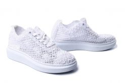 ARTIKER RELAKS 50C1115 white, półbuty letnie damskie. Białe półbuty damskie Artiker Relaks, bez wzorów, bez obcasa, na koturnie. Za 115.43 zł.