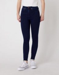 SPODNIE DAMSKIE WRANGLER WRIGGLER INK BLUE W2H0JC22H 112128603. Niebieskie spodnie materiałowe damskie Wrangler, bez wzorów, z jeansu. Za 199.99 zł.