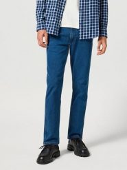 WRANGLER MĘSKIE SPODNIE JEANSOWE GREENSBORO BLUE GREY 112355018 W15Q017416. Niebieskie spodnie materiałowe męskie Wrangler, bez wzorów, z jeansu. Za 229.99 zł.