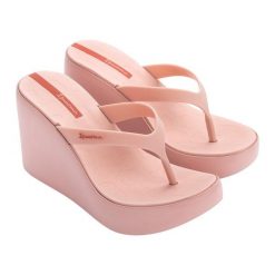 Japonki damskie Ipanema High Fashion II. Czerwone klapki damskie Ipanema, bez wzorów, bez obcasa. Za 109.99 zł.