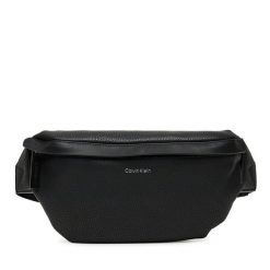 Saszetka nerka Calvin Klein. Czarne saszetki męskie CALVIN KLEIN. Za 239.99 zł.