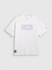 4F T-shirt loose z nadrukiem męski - biały L. Białe t-shirty męskie 4f, l, bez wzorów, z materiału, bez kołnierzyka. Za 79.99 zł.