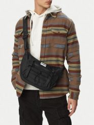 Billabong Torebka WBEOHP-BLB-M-004-10 Czarny. Czarne listonoszki damskie Billabong, bez wzorów, z materiału, bez dodatków. Za 59.99 zł.
