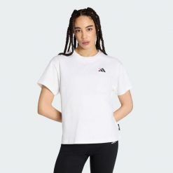LUŹNA KOSZULKA Z GRAFIKĄ EMBROIDERY PACK. Białe t-shirty damskie Adidas, l, bez wzorów, z bawełny, bez kołnierzyka. Za 149.00 zł.