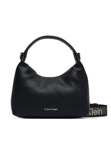 Calvin Klein Torebka LV04F3892G Czarny. Czarne torebki klasyczne damskie CALVIN KLEIN, bez wzorów, ze skóry, bez dodatków. Za 369.99 zł.
