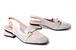 Artiker Relaks 58C0664 Beżowy, sandały damskie. Brązowe sandały damskie Artiker Relaks, bez wzorów, ze skóry, bez obcasa. Za 249.90 zł.