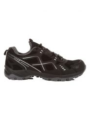 Regatta Buty turystyczne "Vendeavour" w kolorze czarnym rozmiar: 47. Czarne buty trekkingowe męskie Regatta, z materiału, bez zapięcia, outdoorowe. Za 152.98 zł.