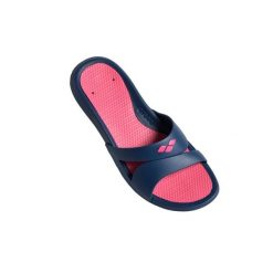 Klapki Arena Arena Nina Woman Hook. Czerwone klapki damskie Arena, bez wzorów, bez obcasa. Za 99.99 zł.