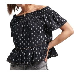 Koszulka turystyczna damska Superdry Vintage Off. Czerwone bluzki sportowe damskie Superdry., m, bez wzorów, z wiskozy, bez ramiączek. Za 123.00 zł.