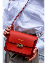 Victor & Hugo Paris Skórzana torebka "Chanon" w kolorze czerwonym - 22 x 15 x 6 cm rozmiar: onesize. Czerwone torebki klasyczne damskie Victor & Hugo Paris, bez wzorów, z materiału, bez dodatków. Za 339.99 zł.