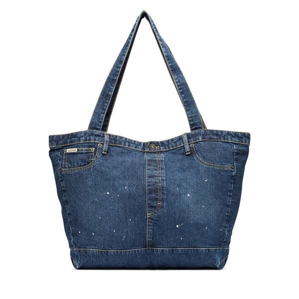 Torebka Guess Jeans. Niebieskie torebki klasyczne damskie Guess Jeans, z aplikacjami, z jeansu, bez dodatków. Za 299.99 zł.