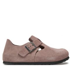 Klapki Birkenstock. Fioletowe klapki damskie Birkenstock, bez wzorów, bez obcasa. Za 629.99 zł.