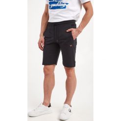Spodenki męskie PAUL&SHARK. Szorty męskie PAUL&SHARK, bez kołnierzyka. W wyprzedaży za 576.75 zł.