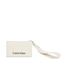 Portfel Calvin Klein. Brązowe portfele damskie CALVIN KLEIN, bez wzorów. Za 199.99 zł.