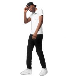 T-shirt o wąskim kroju Lonsdale Elmdon. Białe t-shirty męskie Lonsdale, bez wzorów, bez kołnierzyka. Za 108.15 zł.