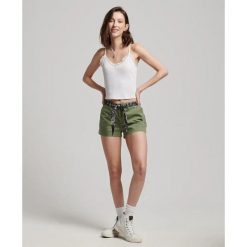 Damskie szorty mini chino Superdry. Zielone szorty damskie Superdry., bez wzorów, retro. Za 284.00 zł.