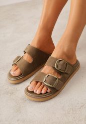 Zielone Klapki VICES z Dwoma Paskami i Metalicznymi Klamrami Kaliniassi. Brązowe klapki damskie Born2be, z aplikacjami, z materiału, bez obcasa, na płaskiej podeszwie. Za 99.99 zł.