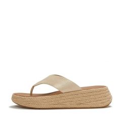 Damskie sandały na koturnie FitFlop F-Mode Toe-Post. Szare sandały damskie FIT FLOP, bez wzorów, bez obcasa, na koturnie. Za 283.50 zł.