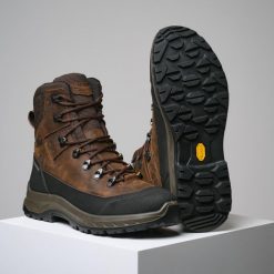 Buty outdoor wysokie Solognac Crosshunt 500 V2 wodoodporne. Brązowe buty trekkingowe męskie SOLOGNAC, ze skóry, przed kolano, bez zapięcia, outdoorowe. Za 549.99 zł.