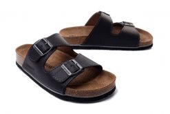 DR. BRINKMANN 600420-1 schwarz, klapki profilaktyczne męskie. Czarne klapki i japonki męskie Dr. Brinkmann, ze skóry. Za 309.90 zł.