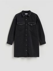 Jeansowa sukienka mini - czarny. Czarne sukienki damskie Reserved, na co dzień, l, bez wzorów, z bawełny, bez kołnierzyka, bez ramiączek, mini, proste. Za 159.99 zł.