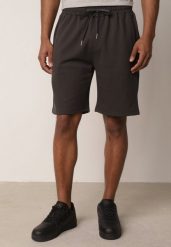 Ciemnoszare Szorty Dresowe z Bawełną i Sznurkami Leofiel. Szare szorty męskie Born2be, z bawełny, bez kołnierzyka. Za 59.99 zł.