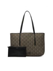 Calvin Klein Torebka Emblem Trio Pebble Shoulder Bag LV04F3750G Brązowy. Brązowe torebki klasyczne damskie CALVIN KLEIN, bez wzorów, z materiału, bez dodatków. Za 649.99 zł.