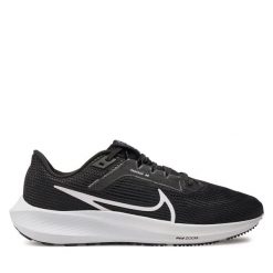 Buty do biegania Nike. Czarne obuwie do biegania damskie Nike. Za 479.99 zł.
