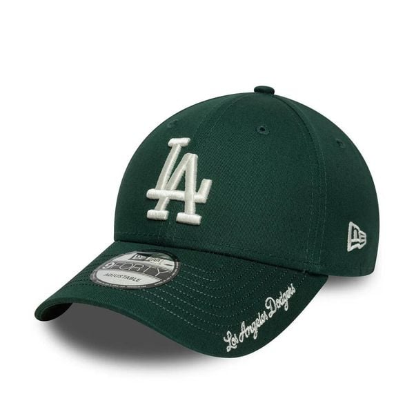 Czapka z daszkiem New Era Dodgers 9Forty. Zielone czapki męskie New Era, bez wzorów. Za 166.00 zł.