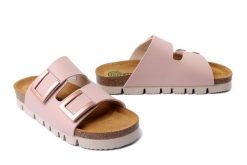 DR. BRINKMANN 700707-42 rosa, klapki damskie. Czerwone klapki damskie Dr. Brinkmann, bez wzorów, bez obcasa. Za 284.90 zł.