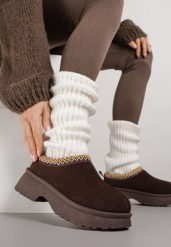 Brązowe Niskie Śniegowce na Grubej Podeszwie Zdobione Haftem Levitte. Brązowe śniegowce damskie Born2be. Za 79.99 zł.