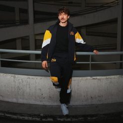 Spodnie treningowe BSC Young Boys. Czarne spodnie materiałowe męskie COPA FOOTBALL, bez wzorów, retro. Za 378.35 zł.