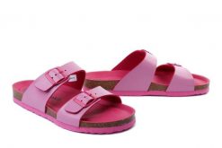 DR. BRINKMANN 700563-43 pink, klapki damskie. Czerwone klapki damskie Dr. Brinkmann, bez wzorów, bez obcasa. Za 184.90 zł.