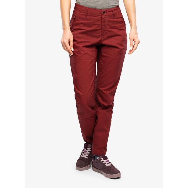 Spodnie damskie Fjallraven/Specialized Riders Hybrid Trousers. Czerwone spodnie dresowe damskie Fjällräven, bez wzorów. Za 580.99 zł.