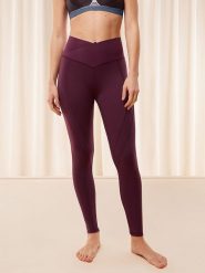 Triumph Legginsy w kolorze ciemnofioletowym rozmiar: S. Różowe legginsy damskie Triumph, s, bez wzorów. Za 117.73 zł.