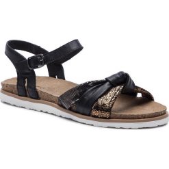 Sandały LASOCKI ARC-MARINA-09. Czerwone sandały damskie Lasocki, bez wzorów, ze skóry, bez obcasa. Za 129.99 zł.