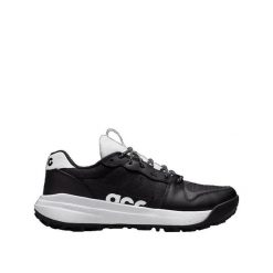 Buty do biegania Nike ACG Lowcate Czarny. Czarne obuwie do biegania damskie Nike. Za 585.35 zł.